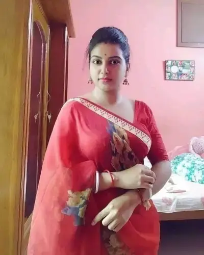 Escorts Hojai